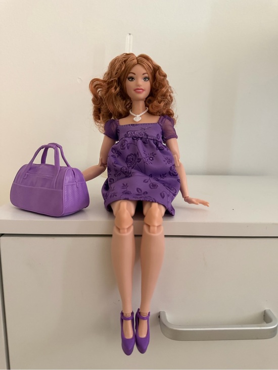 Other - Barbie doll